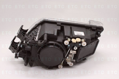 VO 21323108 Фара головного света левая с подсветкой LED