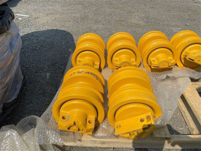 16Y-40-10000 Каток опорный двубортный