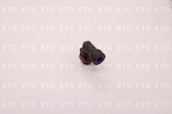 8938312940 Фитинг угловой трубок D12*1,5 - M22*1,5 — 1