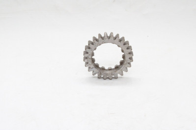 2012240214 Шестерня насоса КПП мал.