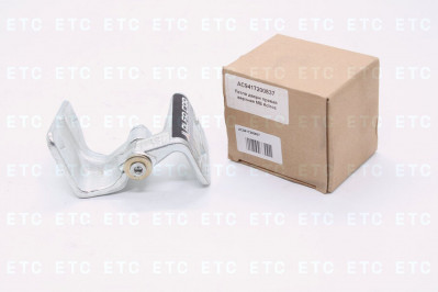 AC9417200837  Шарнир двери правой верхний