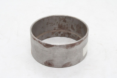 T000683 Втулка распорная