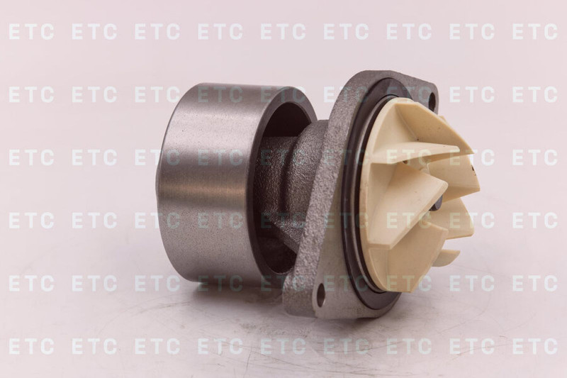 6754-61-1211 Насос водяной — 1