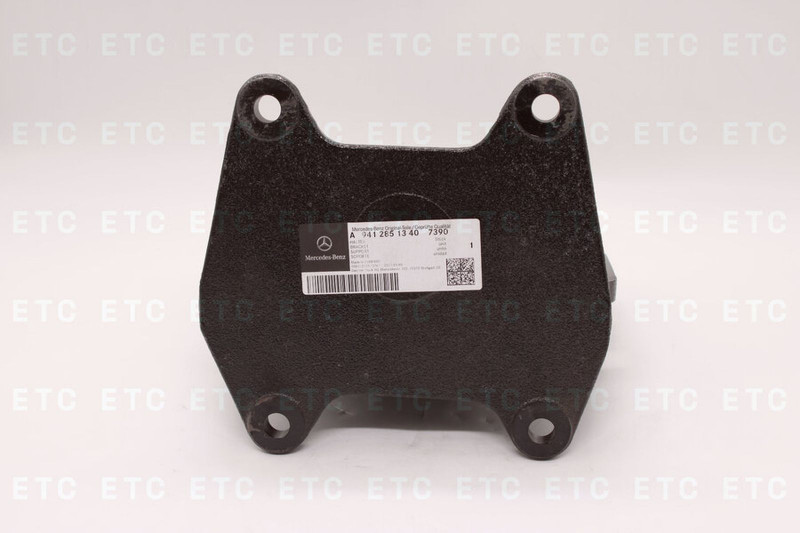 A94332313407390 Кронштейн стабилизатора правый — 6