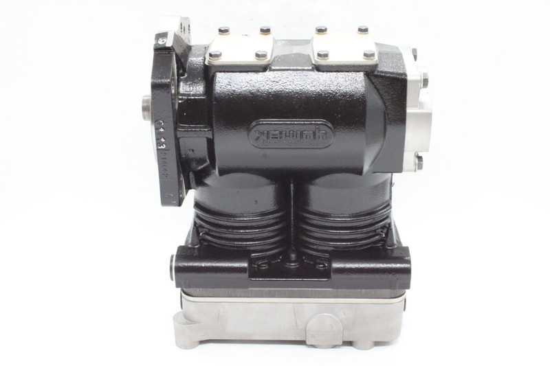 0104074 Компрессор воздушный. 2-х цилиндровый/ 608 cm3 с приводом под ТННД — 12