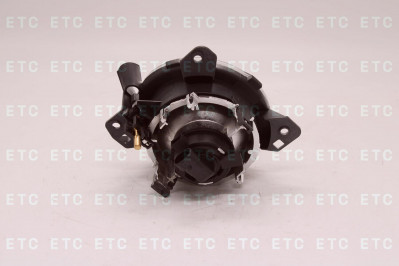 DT 121800 Фара дальнего света левая