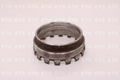 2020850064 Гайка установочная полуоси