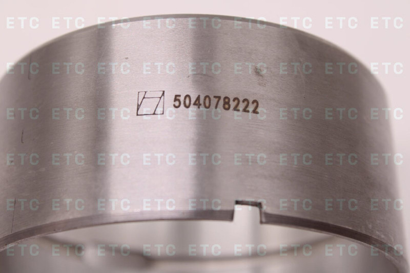 504078222 Втулка распредвала — 2