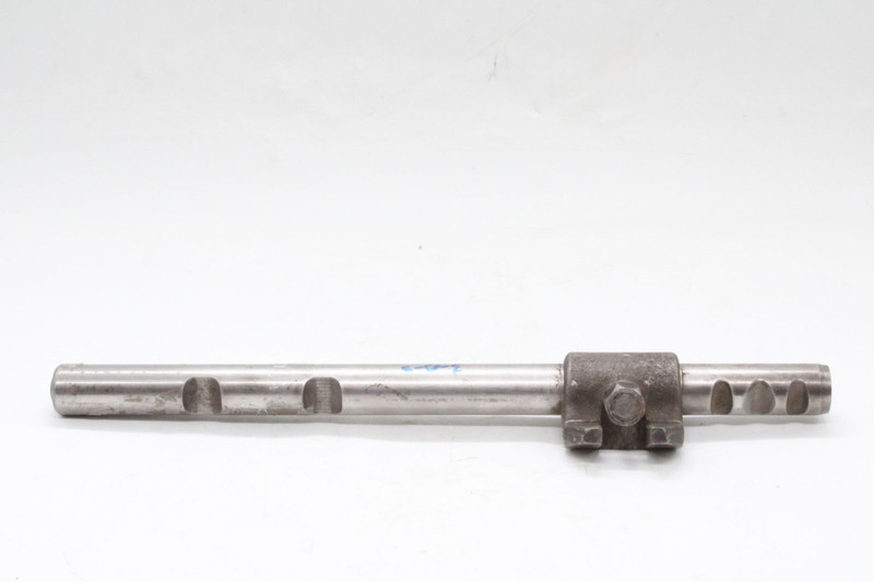 2016920355 Шток переключения 4-5 c хомутом пер. в сб. — 1