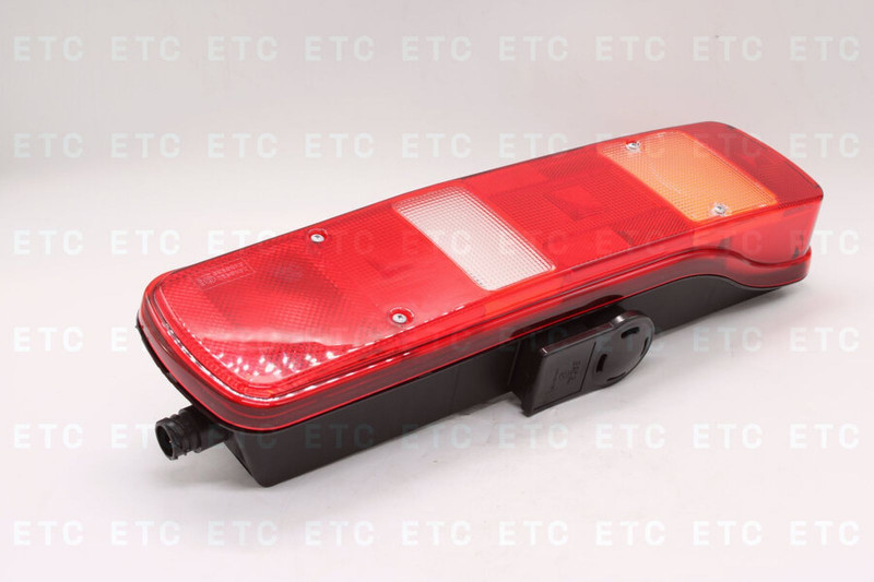 7731926RWE Фонарь задний многосекц. прав. прямоуг. — 3