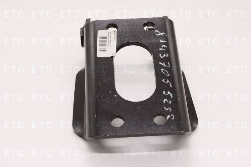 81437055232 Кронштейн амортизатора верхний — 3