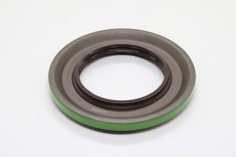 ER 88170878 Сальник 90*151*11/17 — 3