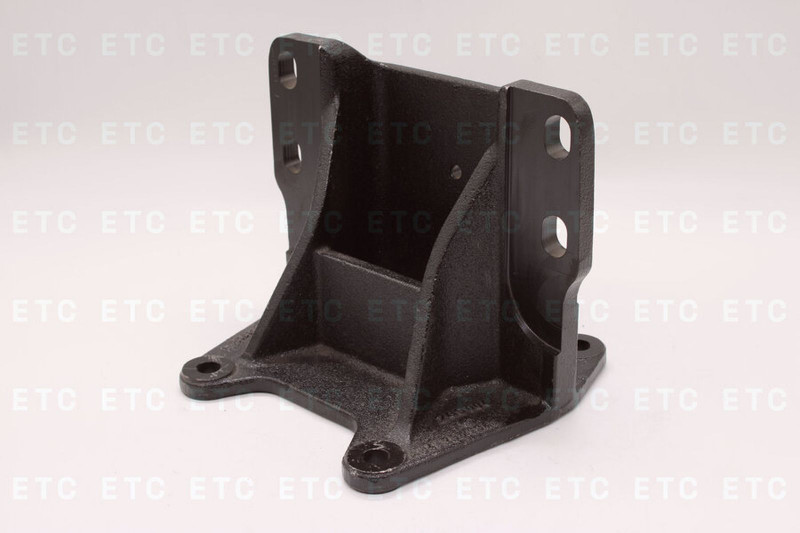 A94332313407390 Кронштейн стабилизатора правый — 2