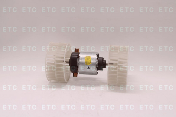 8EW009160641 Моторчик отопителя с крыльчаткой в сб. — 1