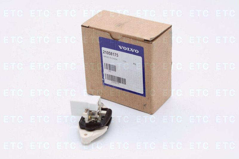 VO 21058175 Реле-регулятор cо щётками 28,5V — 5