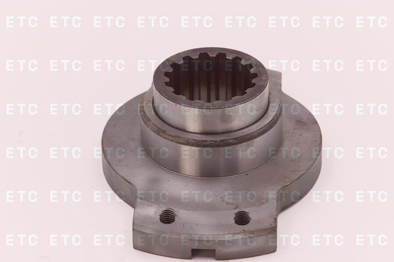 154-15-32150 Фланец КПП — 2