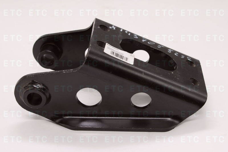 81437055232 Кронштейн амортизатора верхний — 1