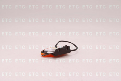 305Z Фонарь габаритный оранжевый боковой с Z- кронштейном, LED 9V-36V