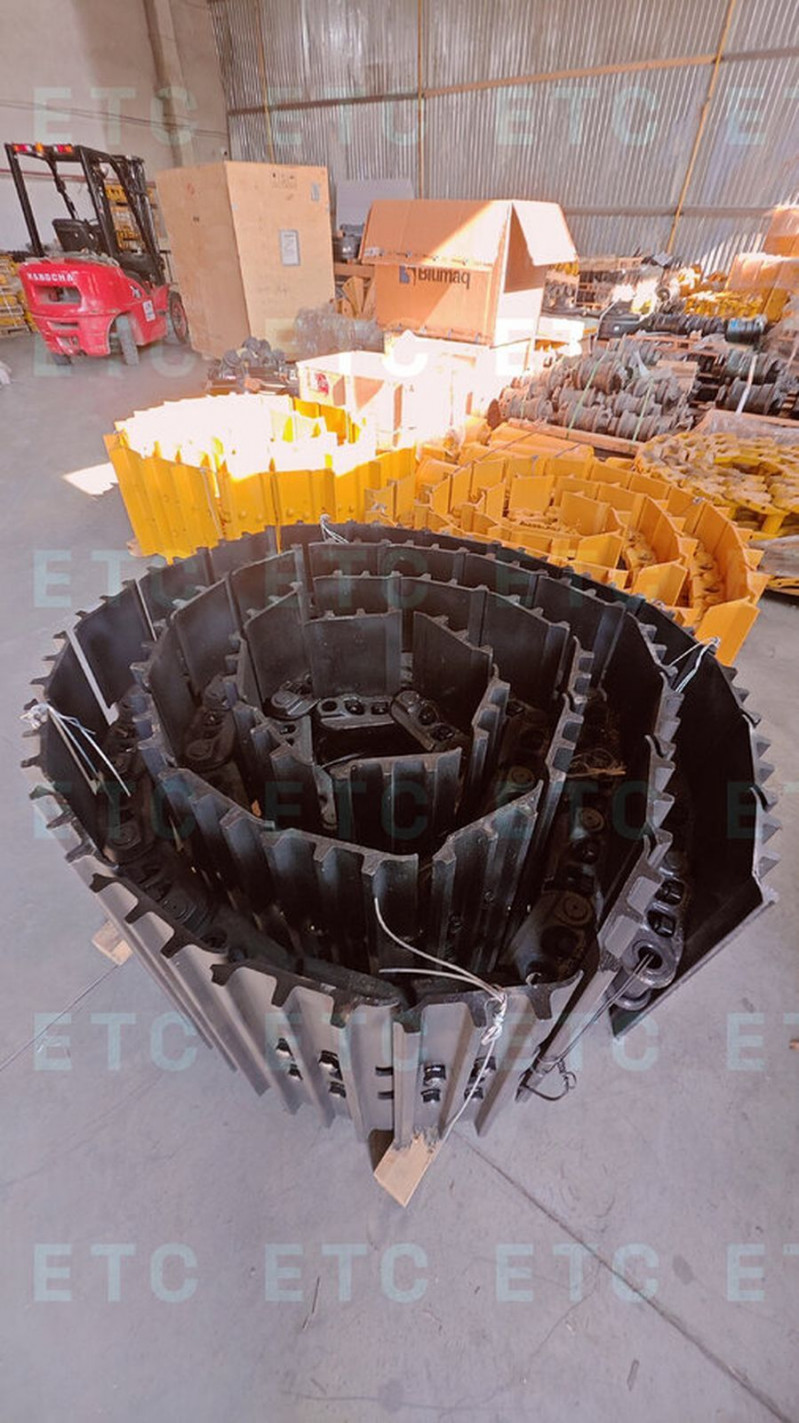 2073203841 Гусеница в сборе 45L 700мм — 2