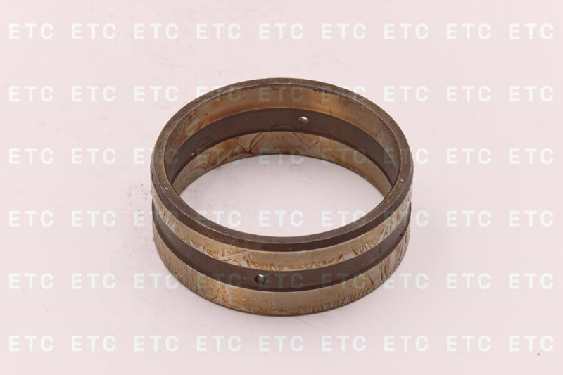 4724237 Втулка 4724237 — 5