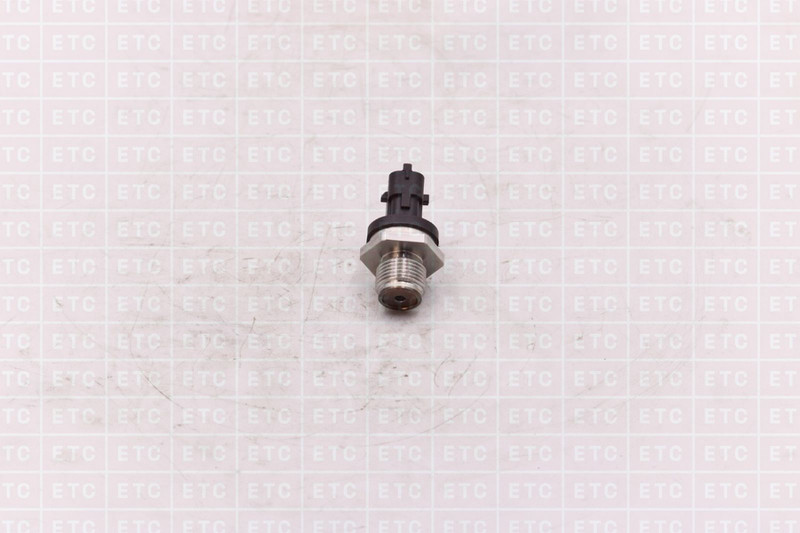 PT4210229 Датчик давления топливной системы — 4