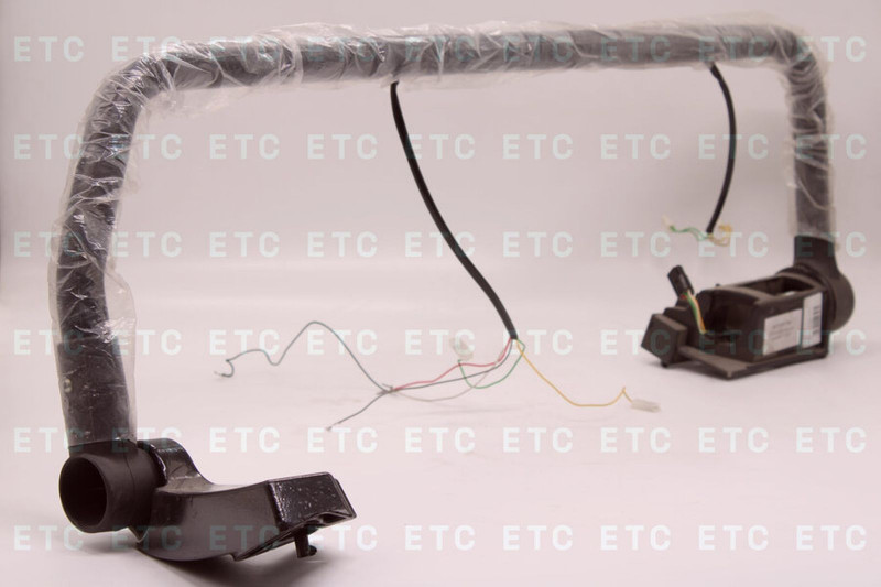 AC82417284 Кронштейн зеркала правый — 3