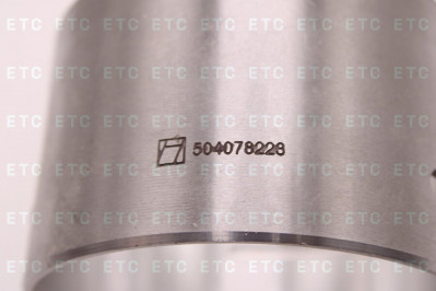 504078223 Втулка распредвала